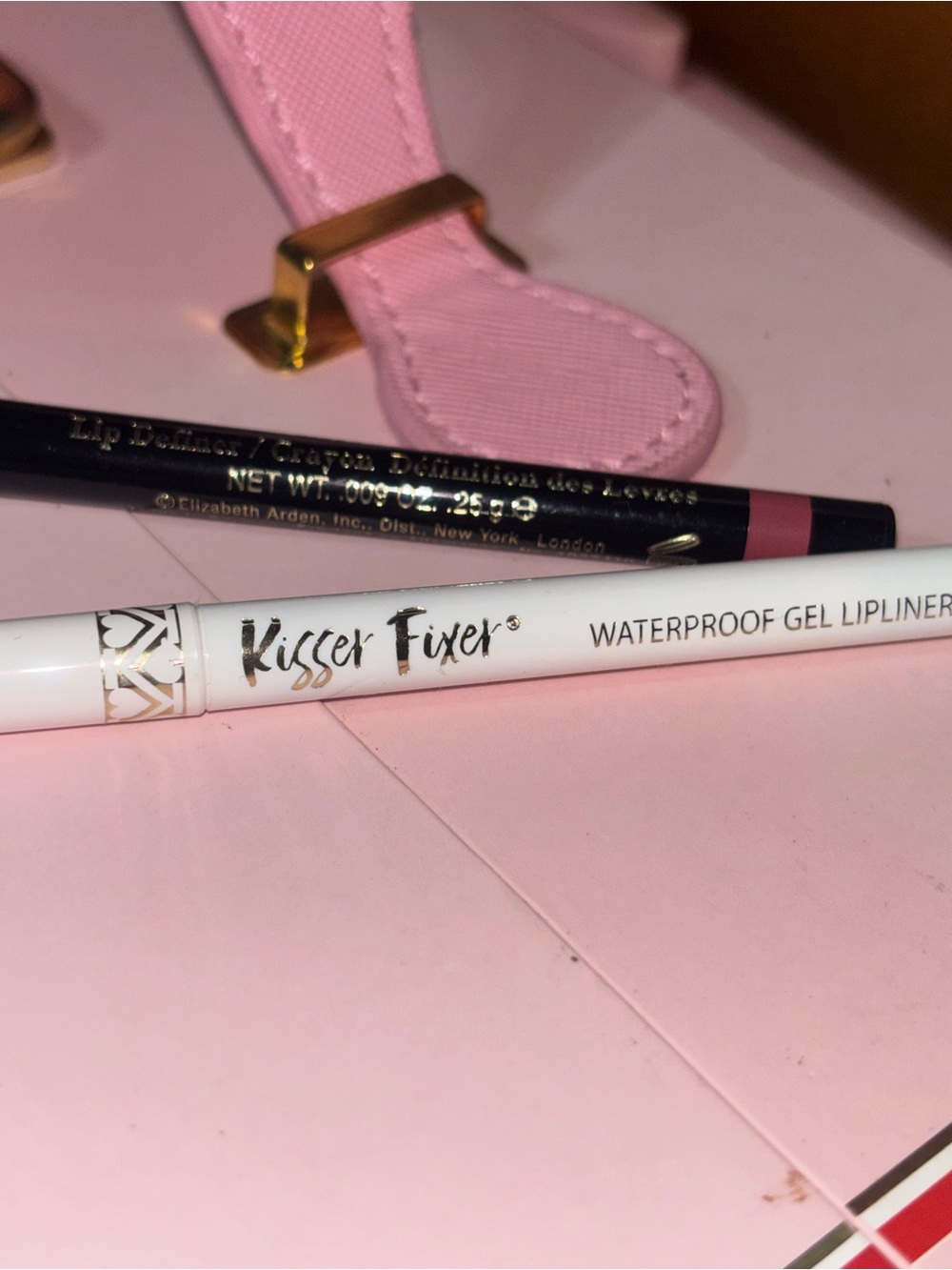 Elizabeth Arden & Belle Beauty Lip Liner Bundle - Picture 4 of 6